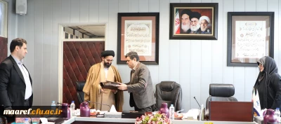 طی حکمی از سوی رییس دانشگاه فرهنگیان صورت گرفت:

انتصاب حجت الاسلام والمسلمین دادگر به سمت رئیس دبیرخانه هماهنگی گروه های معارف و تربیت اسلامی دانشگاه فرهنگیان