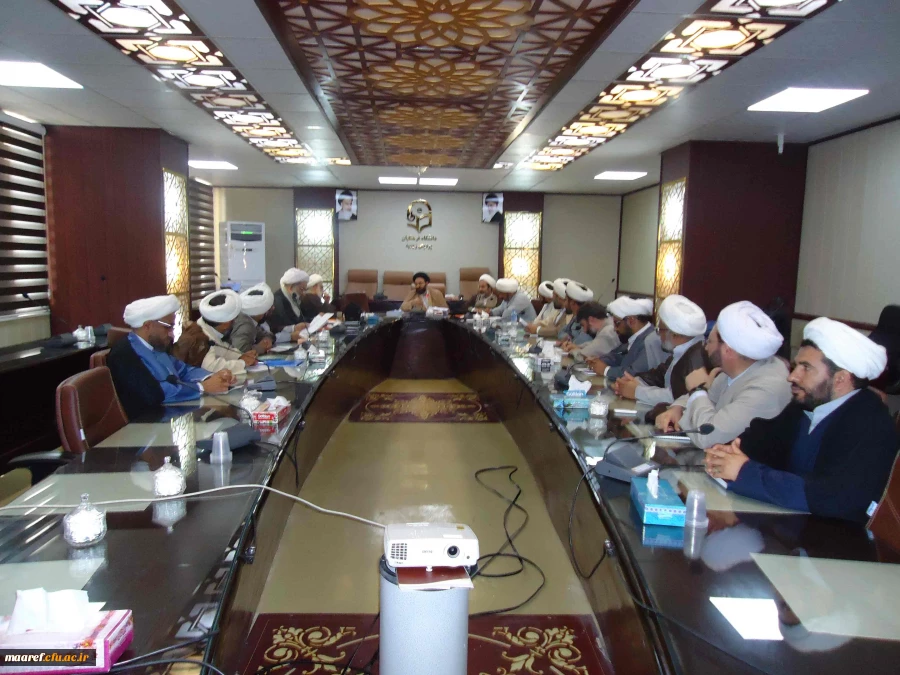 حجت الاسلام و المسلمین دادگر در دوره بالندگی حرفه ای اعضای هیأت علمی معارف اسلامی:

هدف از ارائه دروس معارف در دانشگاه تأثیرگذاری آنها بردانشجومعلمان است 6