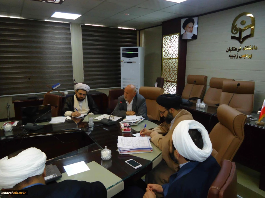 حجت الاسلام و المسلمین دادگر در دوره بالندگی حرفه ای اعضای هیأت علمی معارف اسلامی:

هدف از ارائه دروس معارف در دانشگاه تأثیرگذاری آنها بردانشجومعلمان است 10