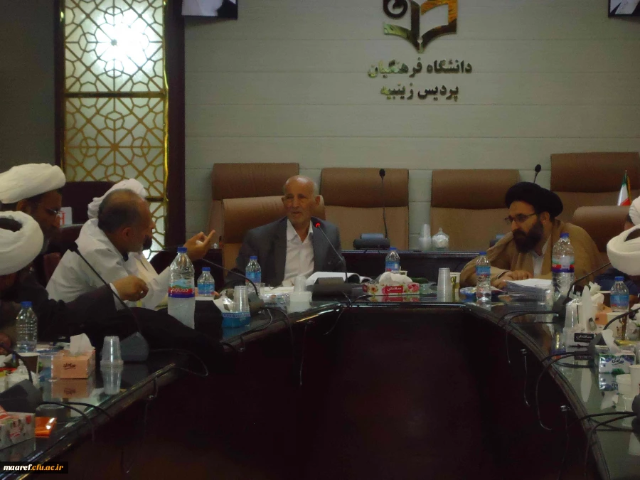 حجت الاسلام و المسلمین دادگر در دوره بالندگی حرفه ای اعضای هیأت علمی معارف اسلامی:

هدف از ارائه دروس معارف در دانشگاه تأثیرگذاری آنها بردانشجومعلمان است 11