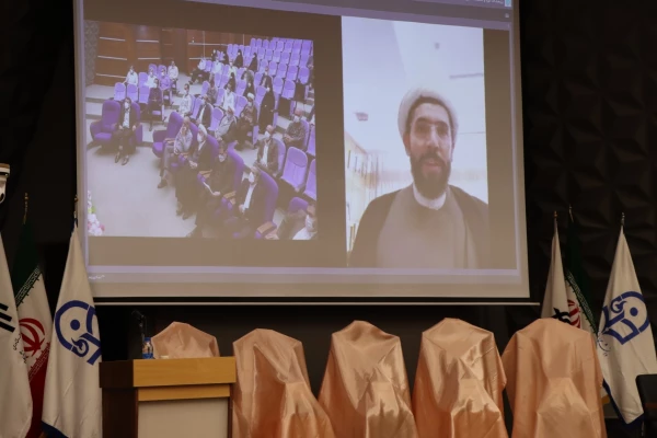 تربیت معلمانی با اعتماد به نفس، باورمند و دارای صلاحیت های اخلاقی مناسب از مهم ترین رسالت های دانشگاه فرهنگیان است 3